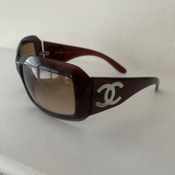 Chanel Mother of Pearl Sunglasses - Picture 6 of 10